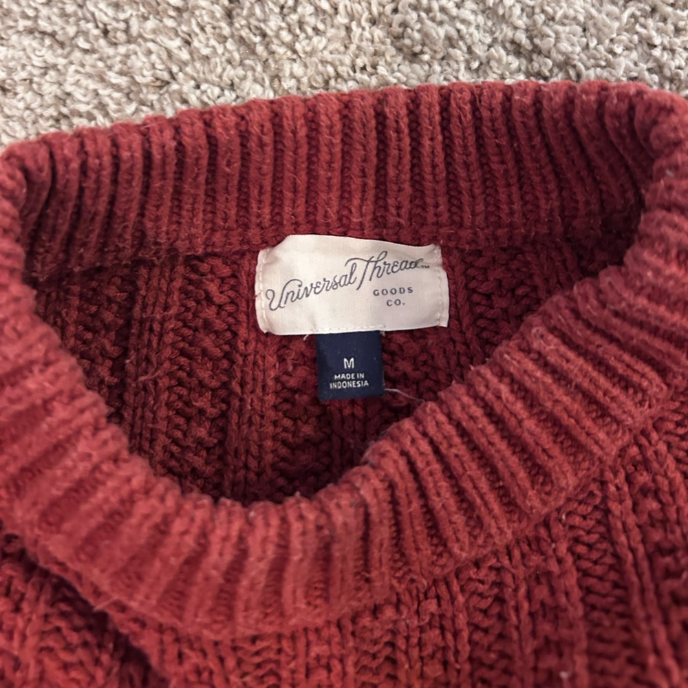 Universal Threads Rust Sweater - Picture 2 of 2